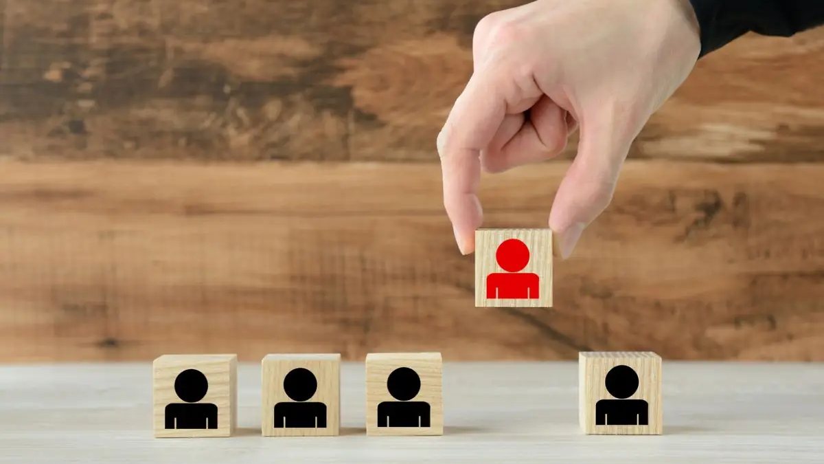 Six Qualities That Matter When Hiring a Supply Chain Leader