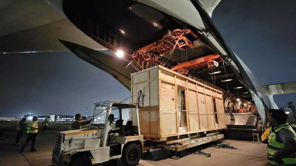 CACC Cargolinx handles oversized cargo at Cairo Airport