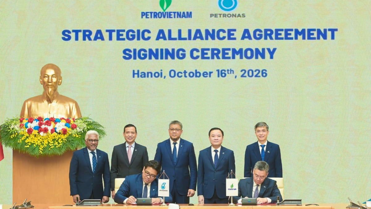 Petronas and Petrovietnam strengthen ties in pursuit of energy security and low-carbon growth