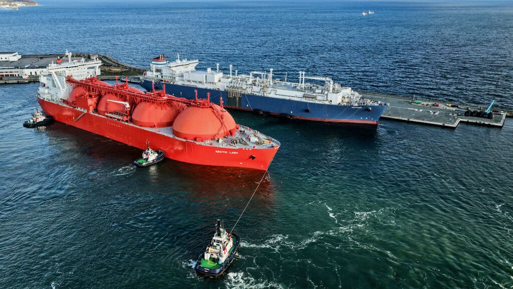 Deutsche ReGas charters second Mukran FSRU from MOL