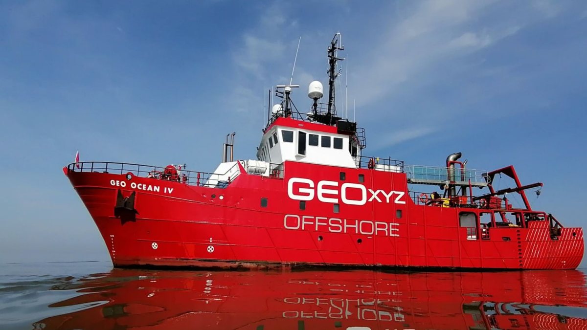 GEOxyz conducting seabed survey at UK offshore wind site