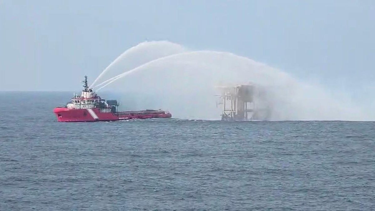 Pemex Platform Catches Fire at Abkatun Field