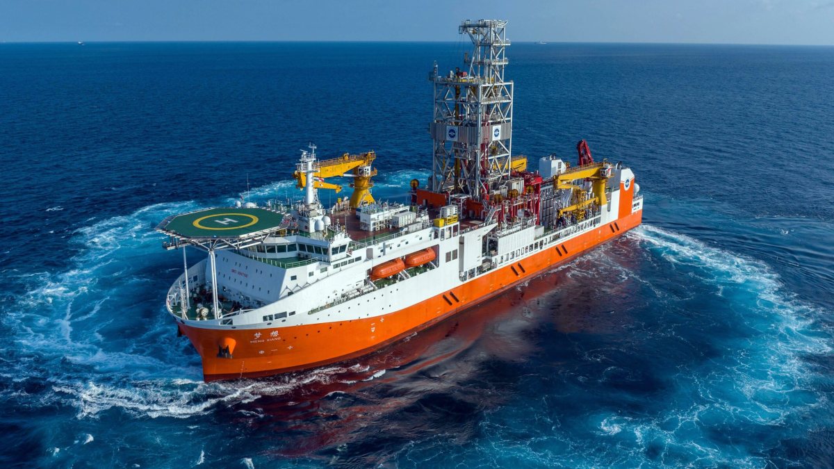 Drill ship Meng Xiang completes first deep-sea scientific drilling expedition