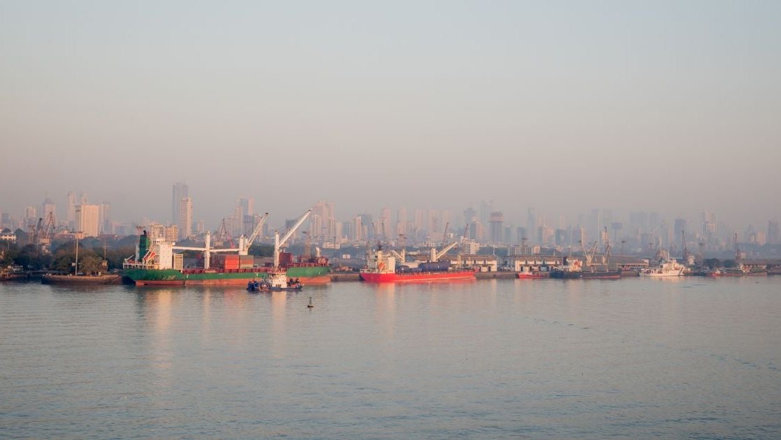 EU Blacklists Mumbai-Based Commercial Ship Manager Over Russian Crude Transfers