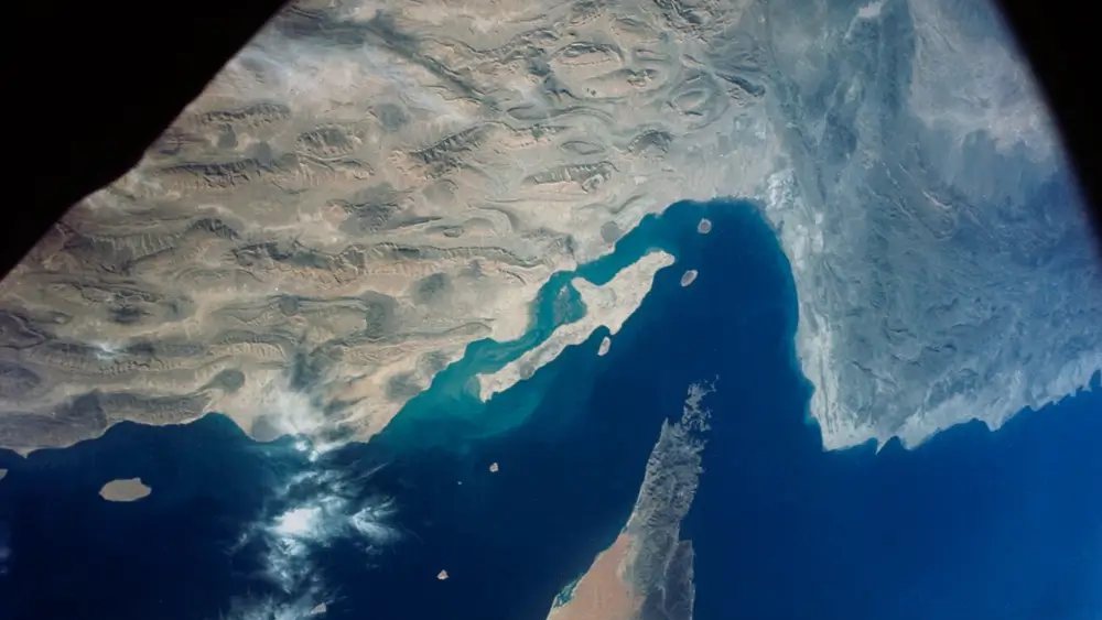 Report: Despite Iran's Attacks, Gulf Oil Exports Exceed Prewar Levels