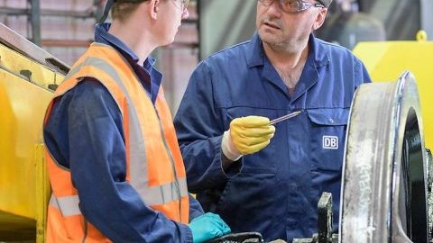 DB Cargo UK sale process narrows