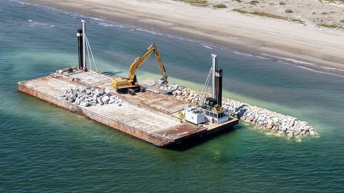Work on Grand Isle shoreline breakwaters in full swing