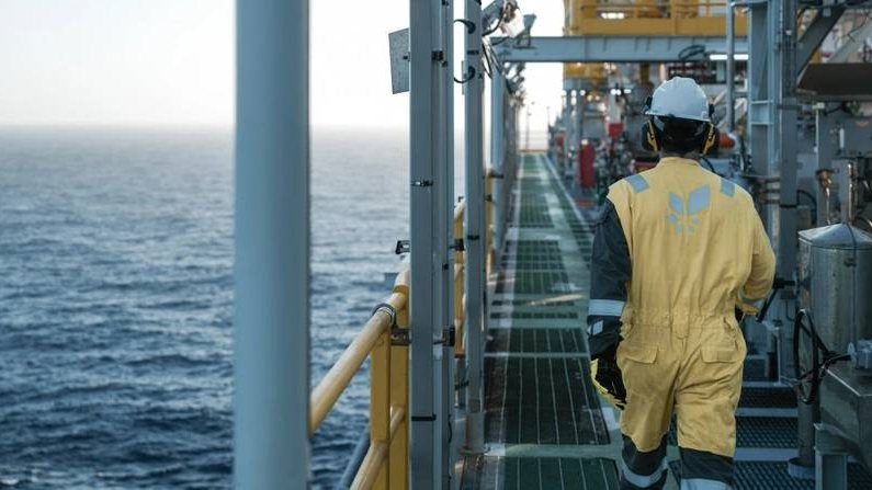 Equinor Posts Highest Profit Since 2022, Lifts Production Forecast