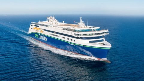 Stena signs agreement to acquire Color Line