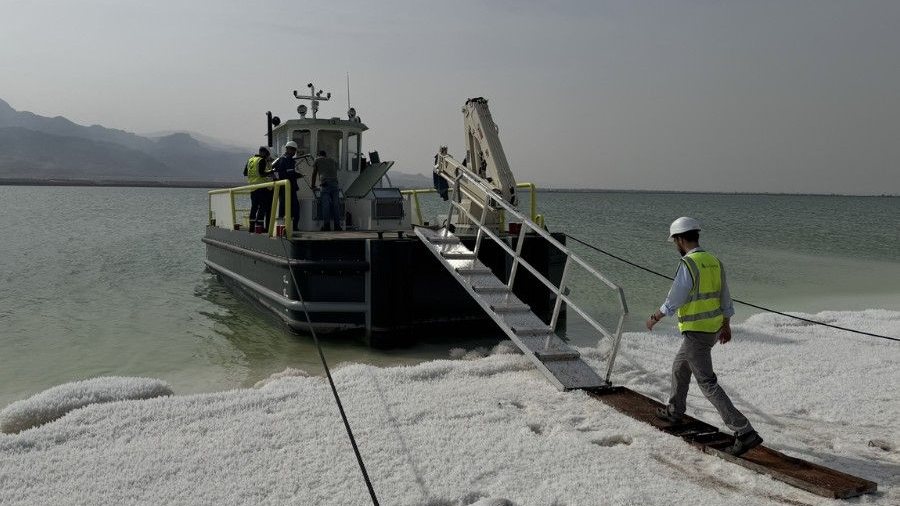 ECTMarine delivers Custom Workboat 104 to Arab Potash Company
