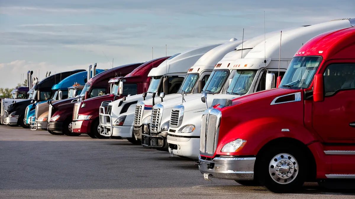 USDOT Announces $200M in Funding for Commercial Truck Parking