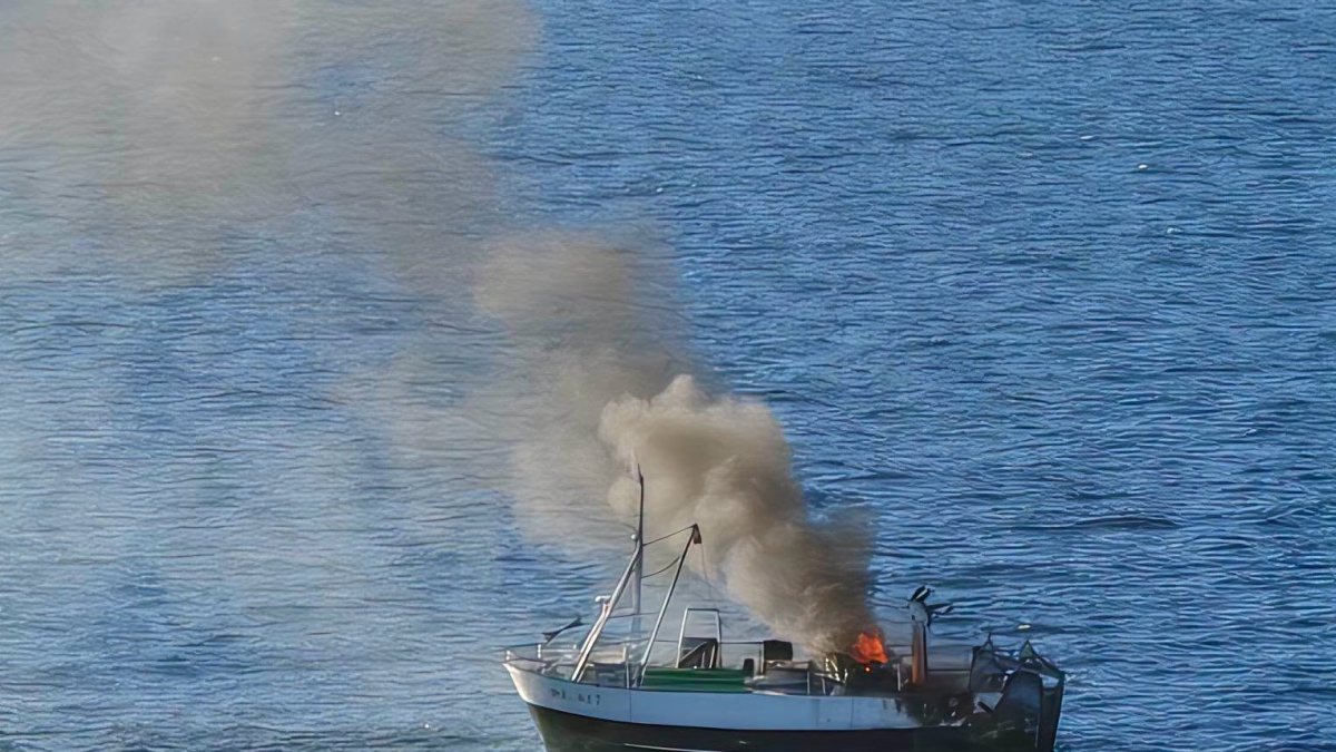 Video: AIDA Cruise Ship Rescues Four People from Burning Fishing Boat