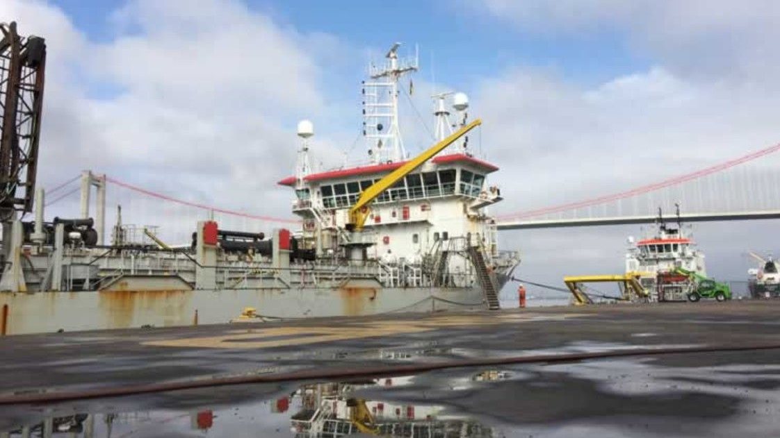 Maputo Port dredging underway