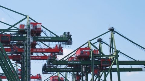 Konecranes increases sales as Port Solutions order intake falls