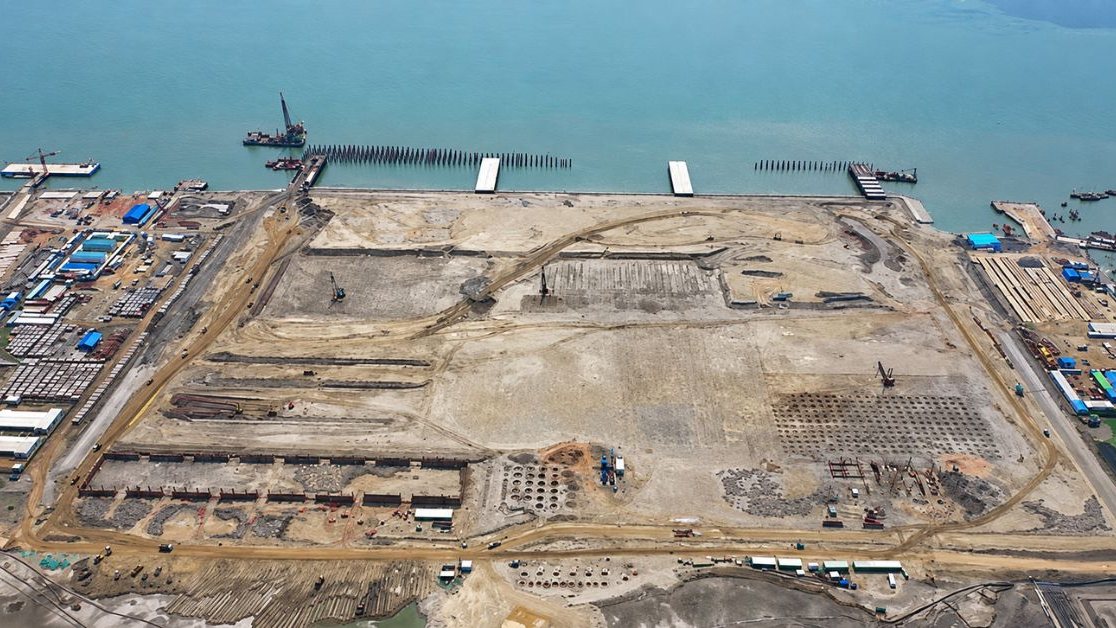 Payra Port Navigability Crisis Persists Despite Tk16,000 Crore Investment