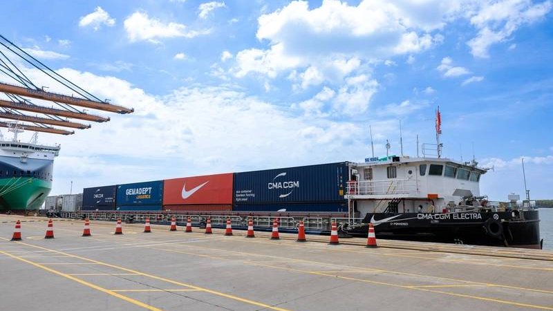 Electric Container Barge Launched in Vietnam