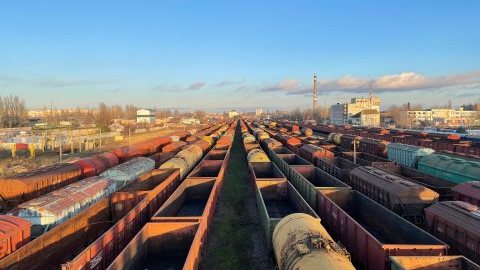 Ukraine to return rail quotas as 20,000 wagons get stuck on way to EU borders