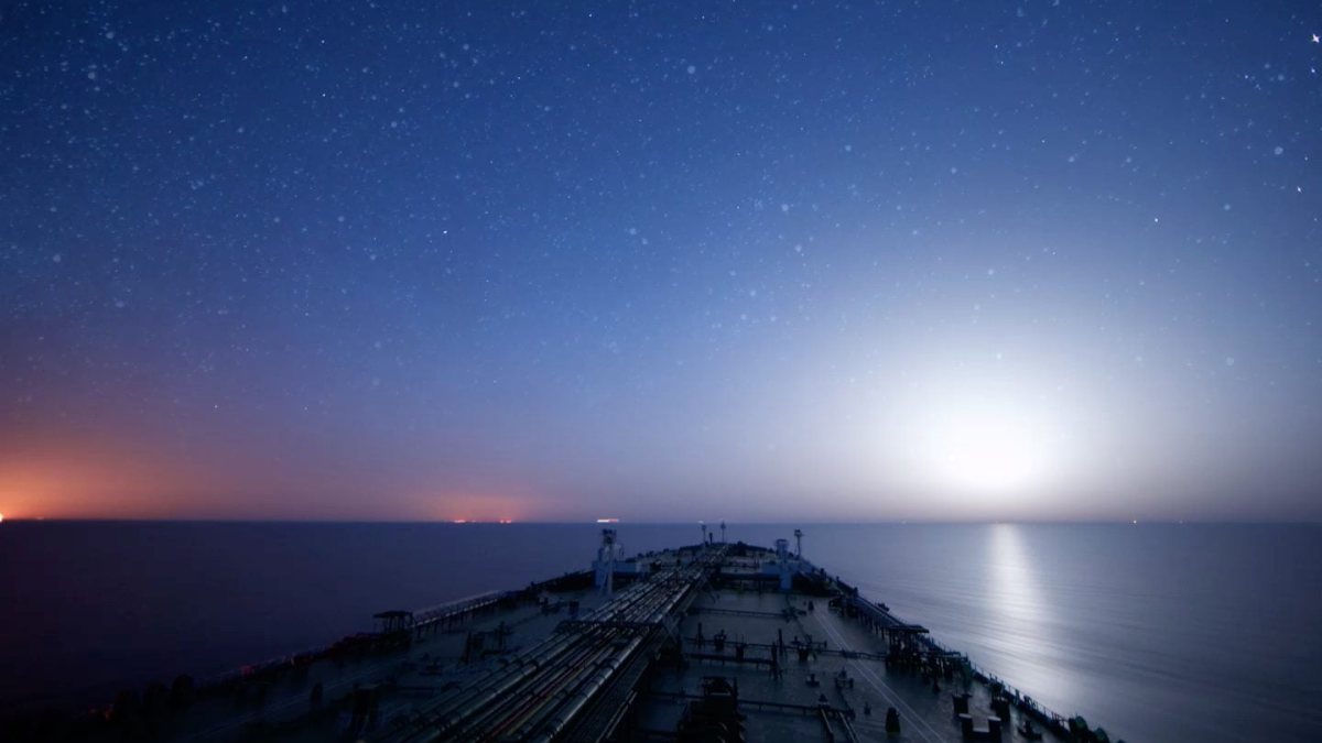 Saudi Tanker Giant Posts 10-Fold Profit Jump as Ship Rates Surge