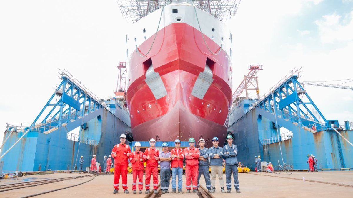 'Industry’s first’ energy construction vessel launches one year after construction start