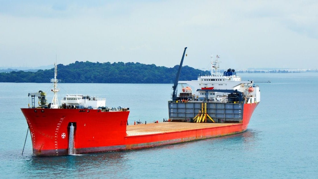 Heavy Lift-Ship Loses Engine Power & Drifts Uncontrollably In 4.5-Metre-High Waves In North Sea Storm