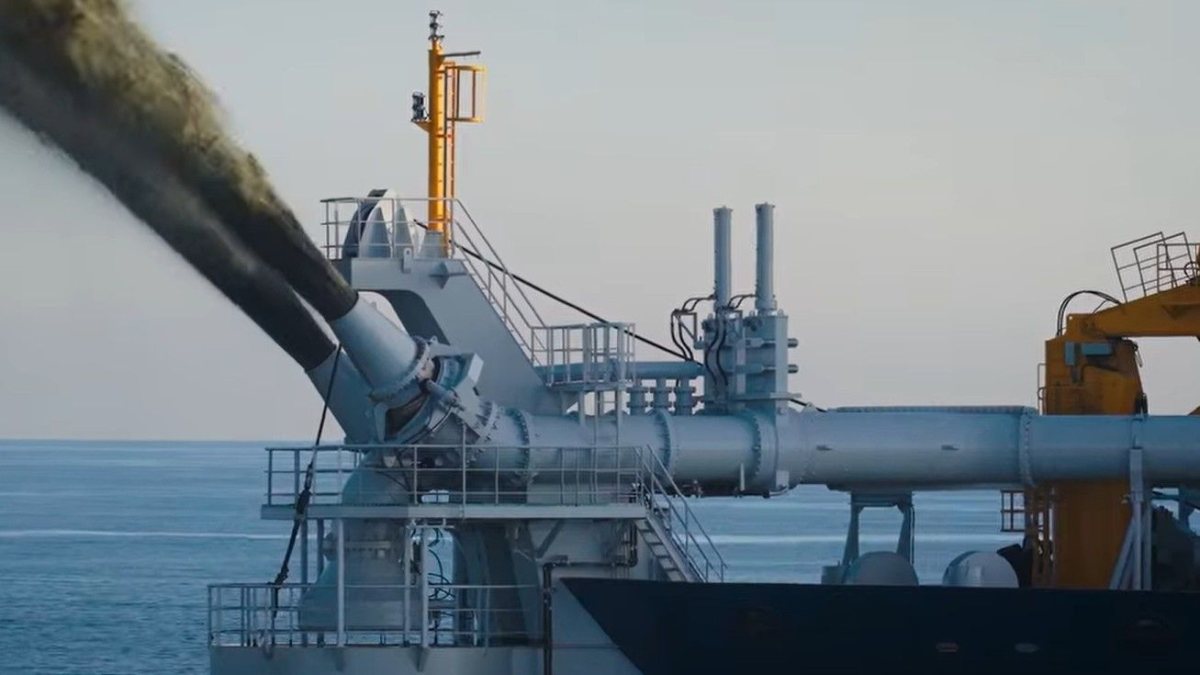 China to adjust export control measures on dredger-related items