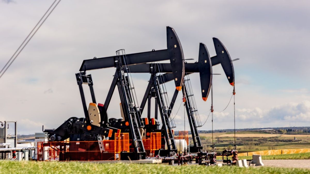 Ovintiv to buy Canadian upstream company Logan Energy for $890m