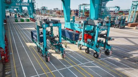 Kalmar wins straddle carrier orders from Virginia, Tropical Shipping