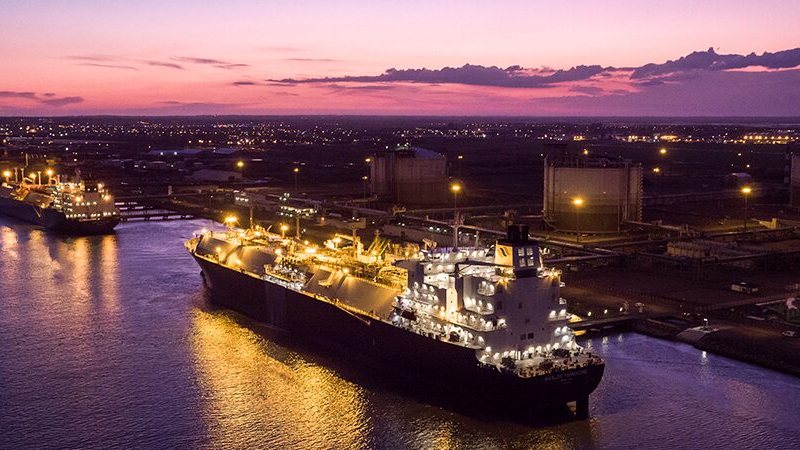 Elengy upgrading Montoir LNG terminal