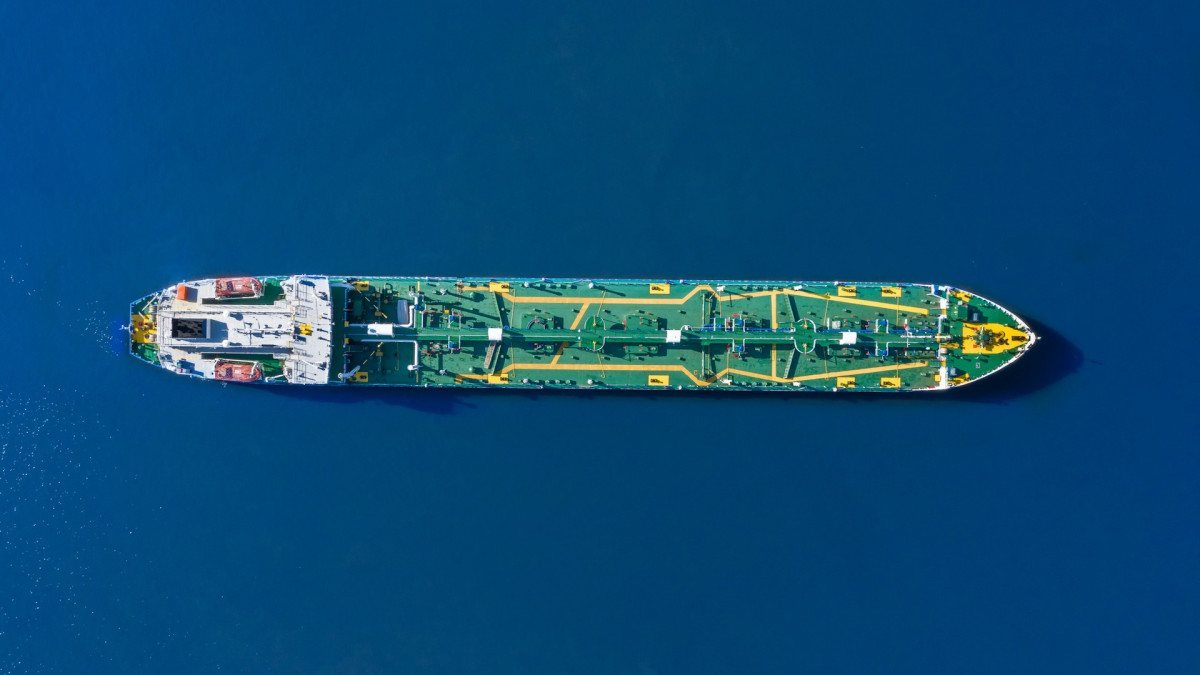 U.S. Diesel at $6.30 a Gallon as First Russian Cargo Sets Sail for New York
