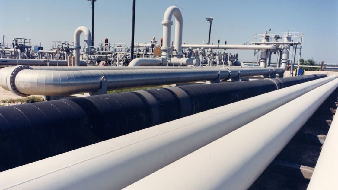 Oil Crisis Squeezes Trucking Lubricant Supplies