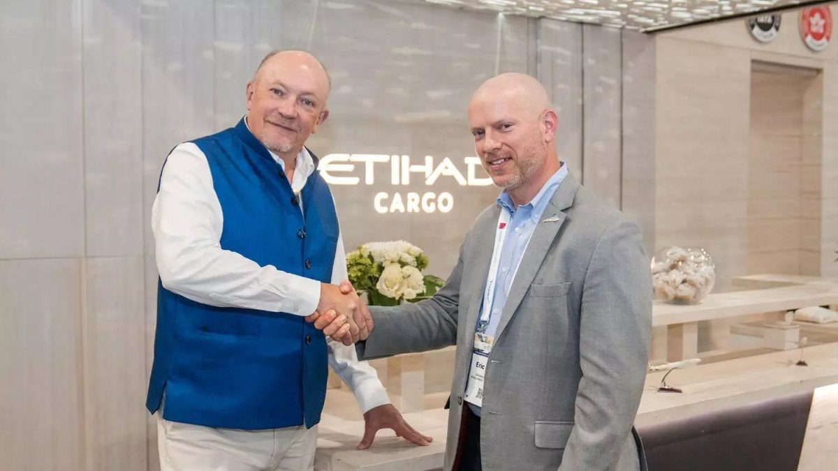 Etihad Cargo and VEDP sign agreement to strengthen air cargo links