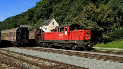 Rail Cargo Group weighs single wagonload cuts in East Tyrol
