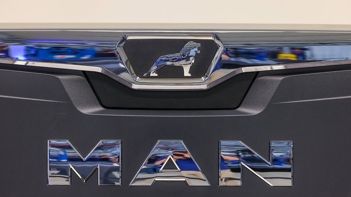 Daimler, MAN ordered to reimburse truck customers in Europe