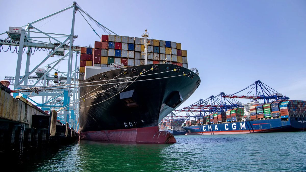 PoLA Reports Record Low Emissions per Container