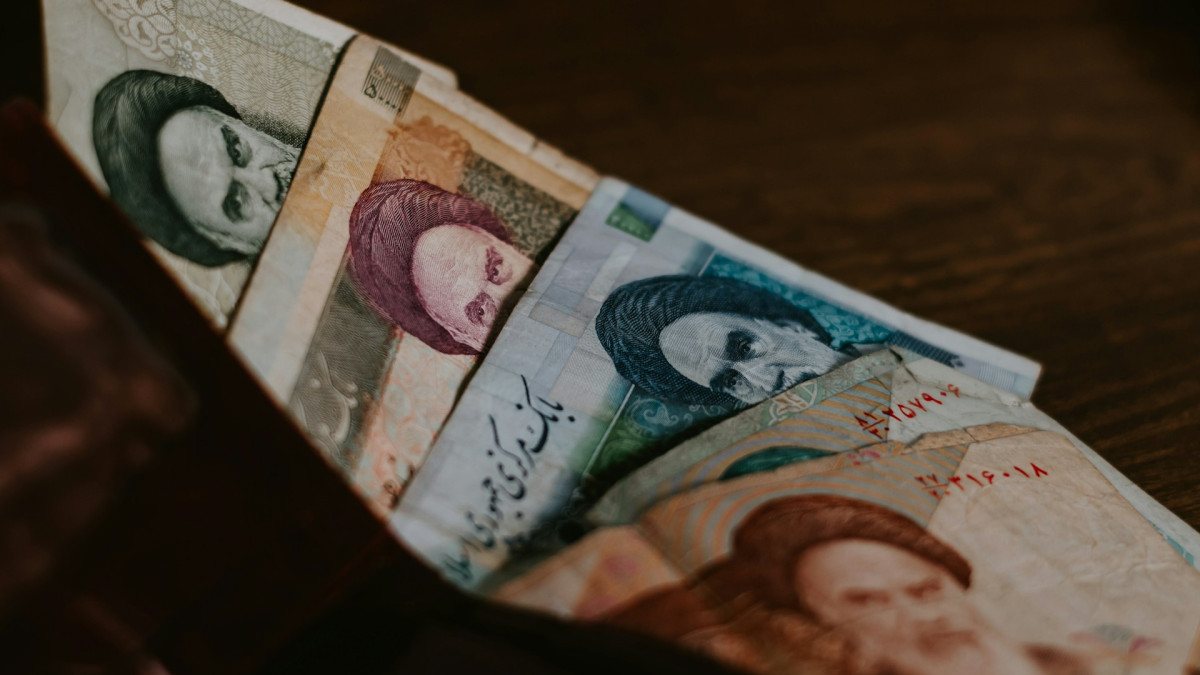 Iran Eyes $130 Oil While at Least 50 Tankers Sit Stuck in the Gulf