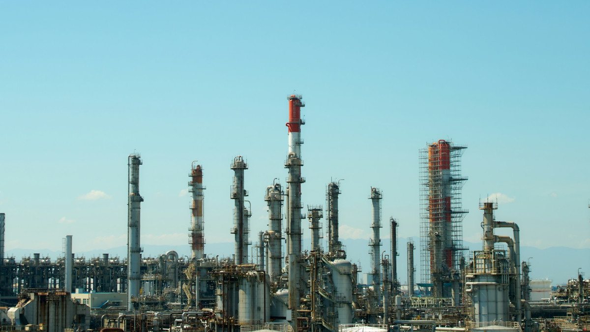 Investors From 119 Countries Pile Into Dangote’s Record Refinery IPO