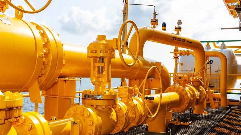 Indonesia Cuts Singapore Pipeline Gas Flows by 9% to Meet Domestic Demand