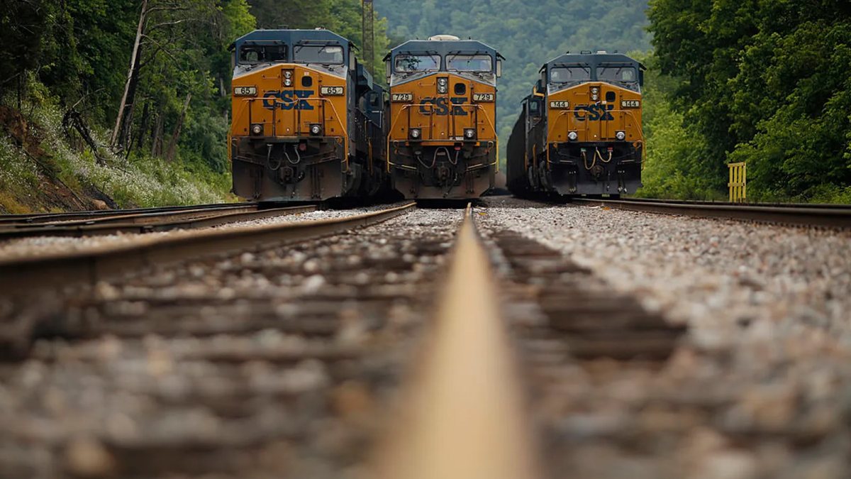 CSX sees rail conversion opportunities from battered trucking market