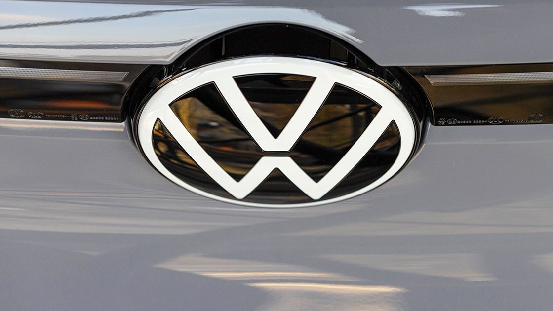 Volkswagen posts $6.5 billion quarterly loss