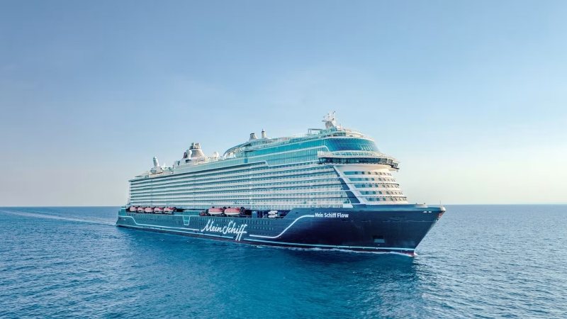 TUI Hosts Innovation and Growth Summit Onboard in Kiel