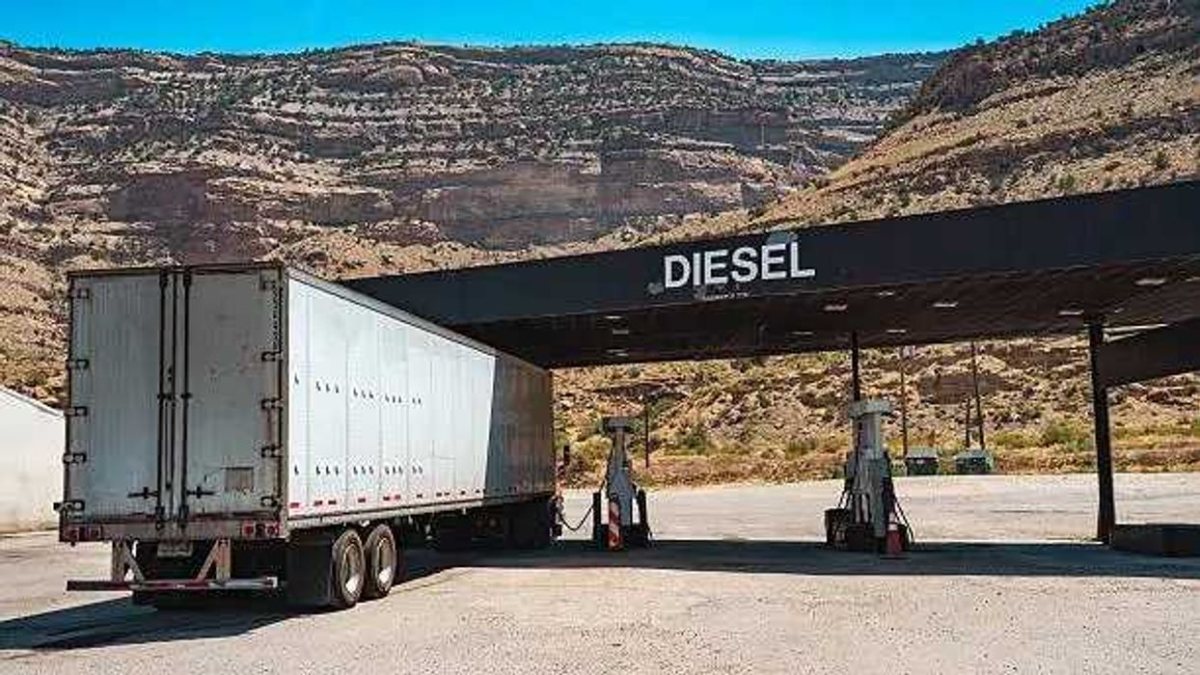 Study: smaller companies struggle to pass on costs of fuel and tariffs to customers