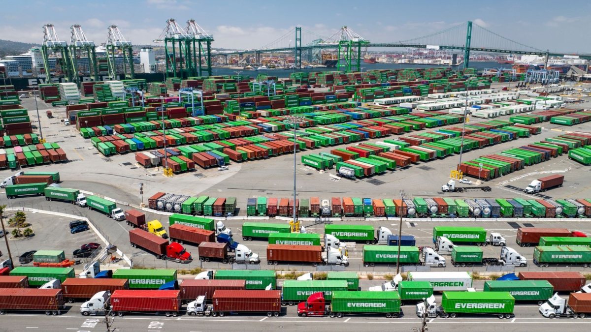 ILWU local threatens strike at LA-LB ports beginning Sunday