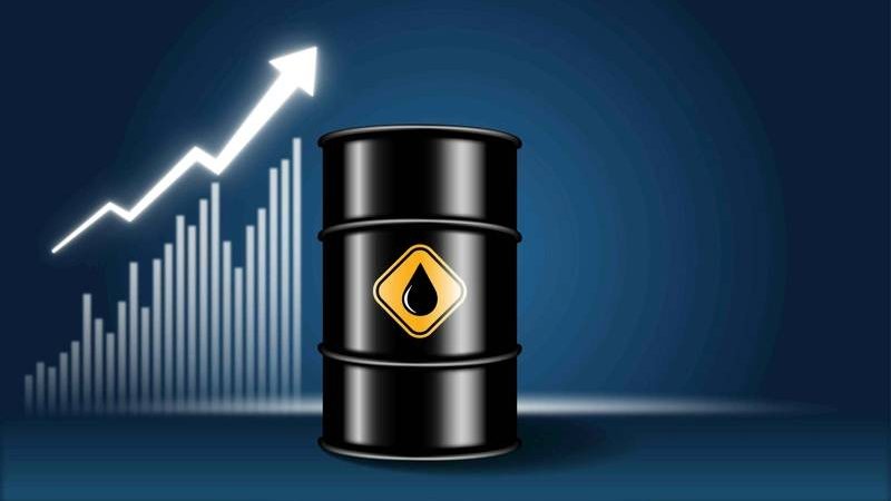 Brent Crude Prices Reach Five-Month High Amidst Continued Houthi Attacks, UAE Oil Spill