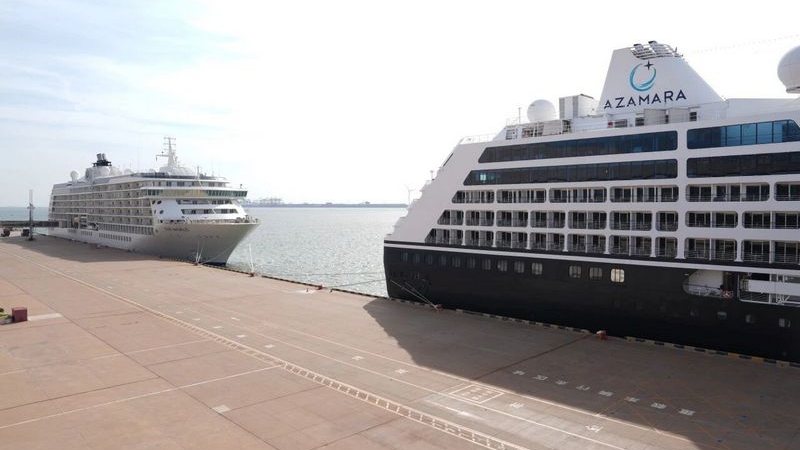 Azamara Pursuit and The World Make Back-to-Back Calls at Tianjin