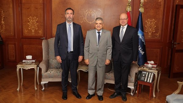 Hapag-Lloyd expects more services to return to Suez Canal