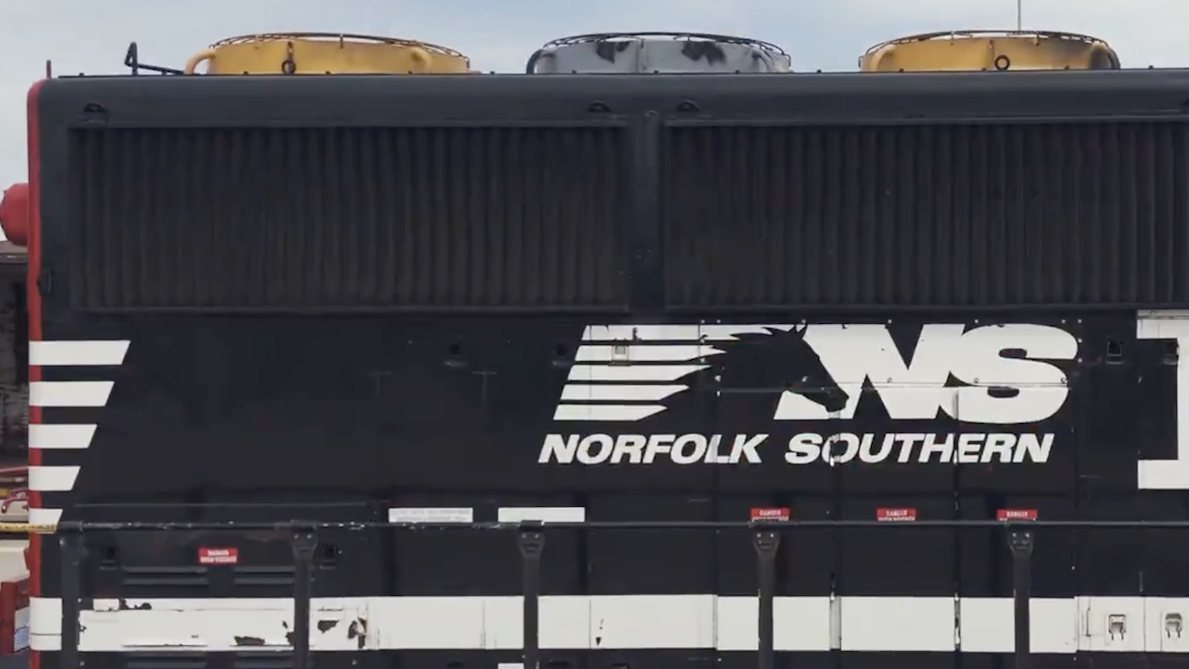 Norfolk Southern profits rise on higher volume and revenue