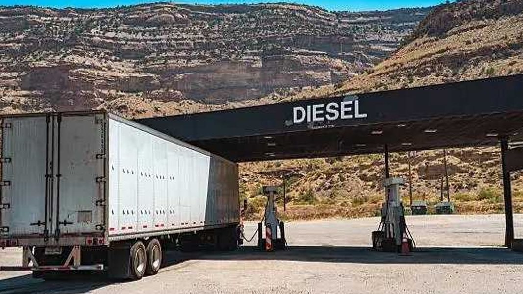 Study: small companies struggle to pass on costs of fuel and tariffs to customers