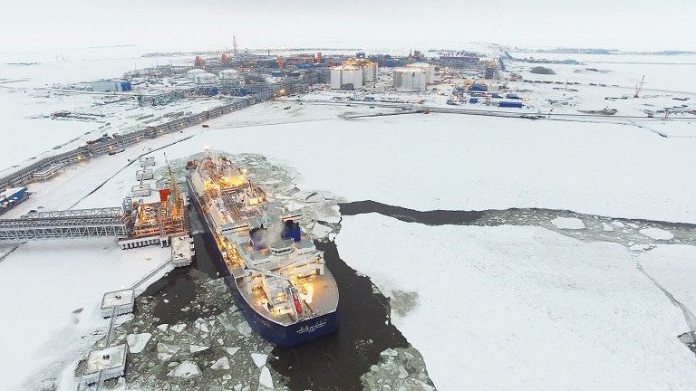 Alleged Russian Funding Prompts Executive Exodus at U.S. LNG Firm
