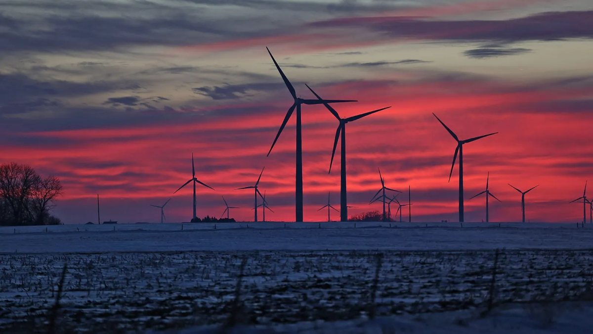 Trump eschews tariffs for trade talks on wind turbine imports