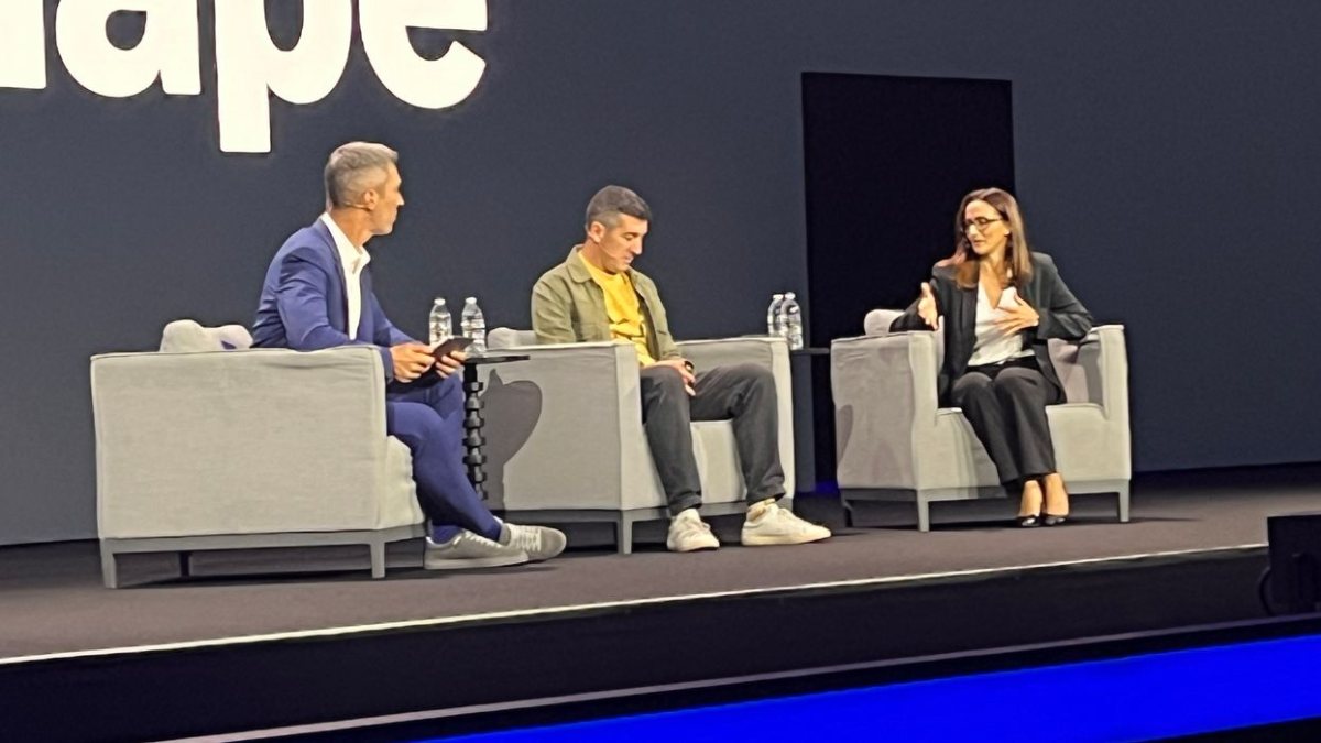 Amazon Business to procurement professionals: Get ready for AI agents to buy for you